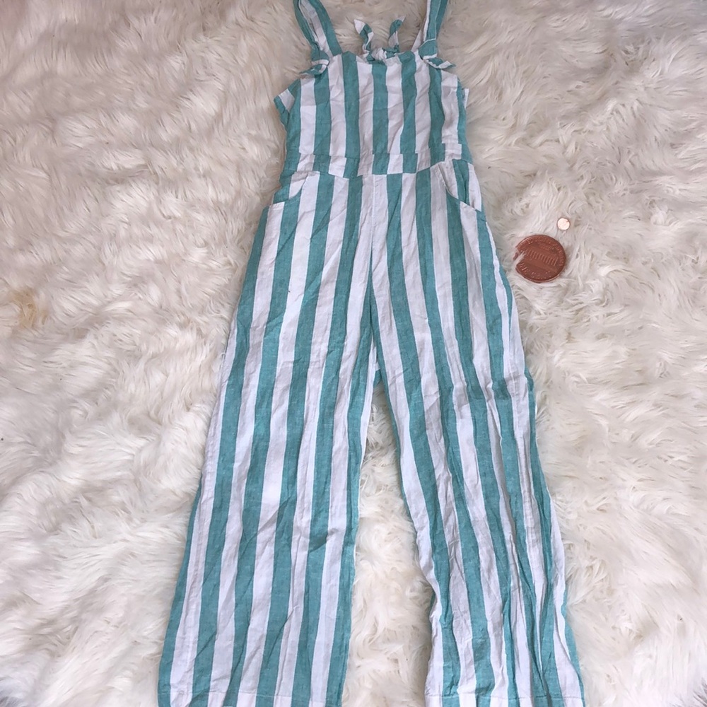 Whit and Teal Stripped Jumper